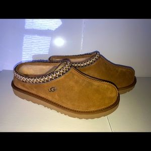 Ugg Tasman slippers brown women’s 7.5 kids 6 youth